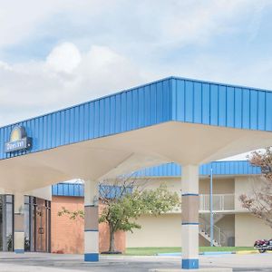 Days Inn By Wyndham St Clairsville